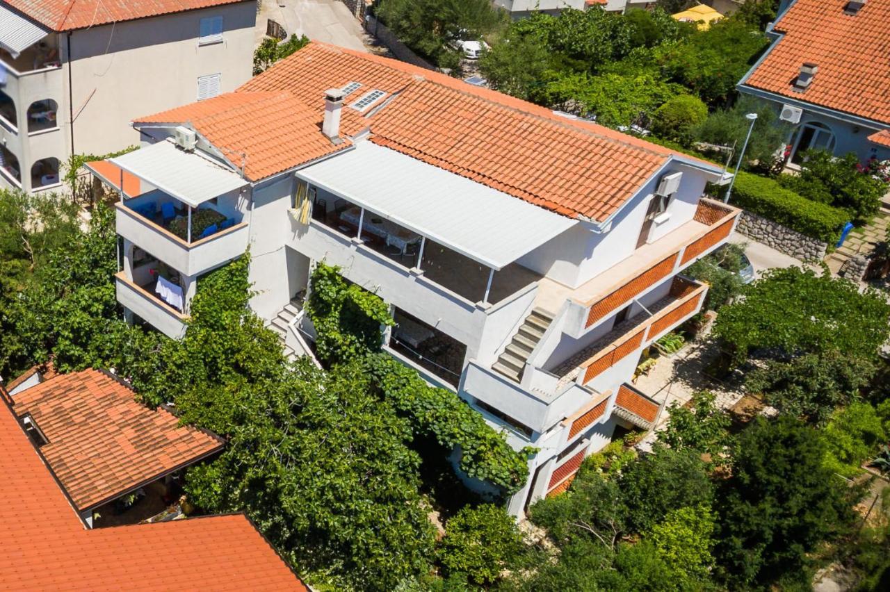 Marie I Nikola Apartment Krk Town Luaran gambar