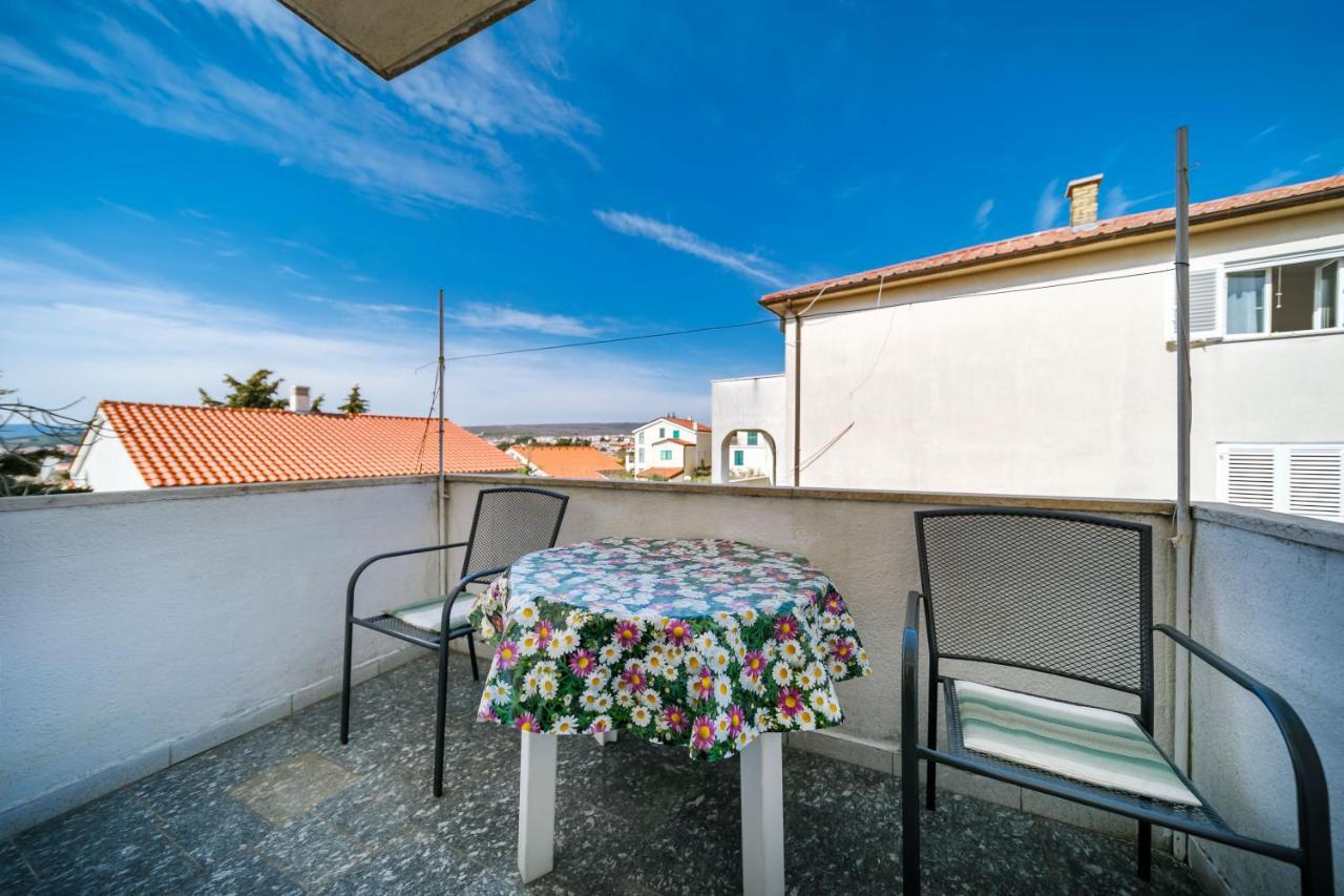 Marie I Nikola Apartment Krk Town Luaran gambar