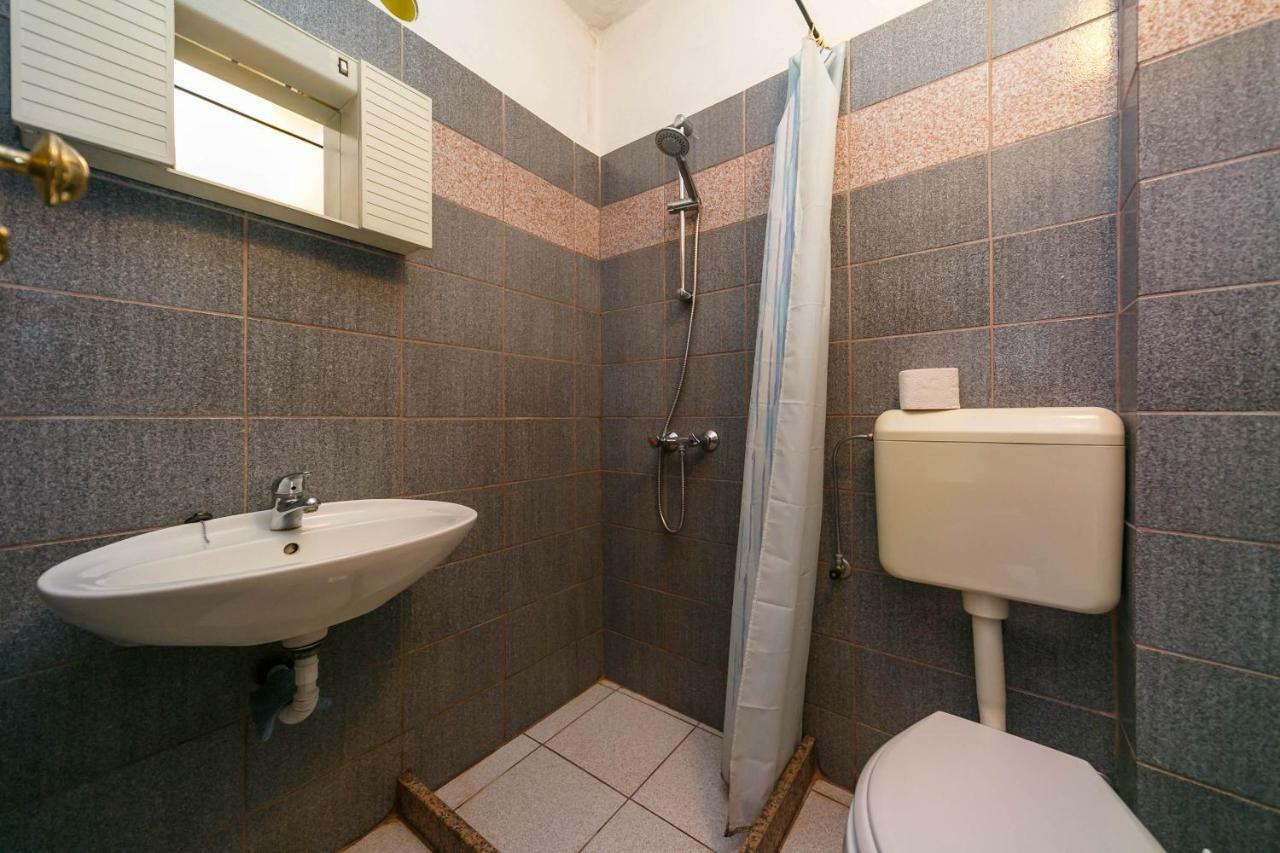 Marie I Nikola Apartment Krk Town Luaran gambar