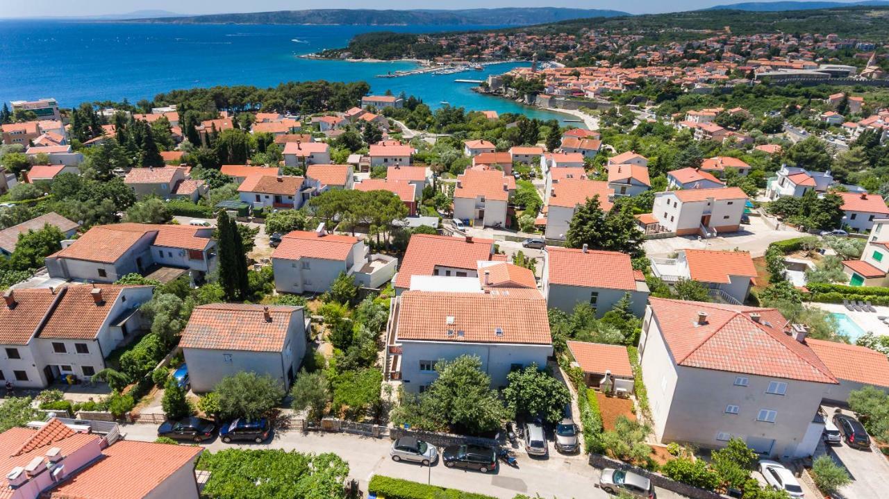 Marie I Nikola Apartment Krk Town Luaran gambar
